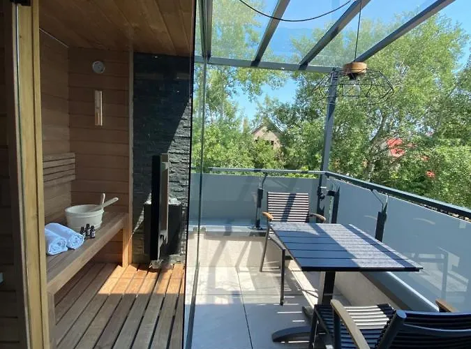 Relax Sauna Privat Finn Szaunaval קסזטלי